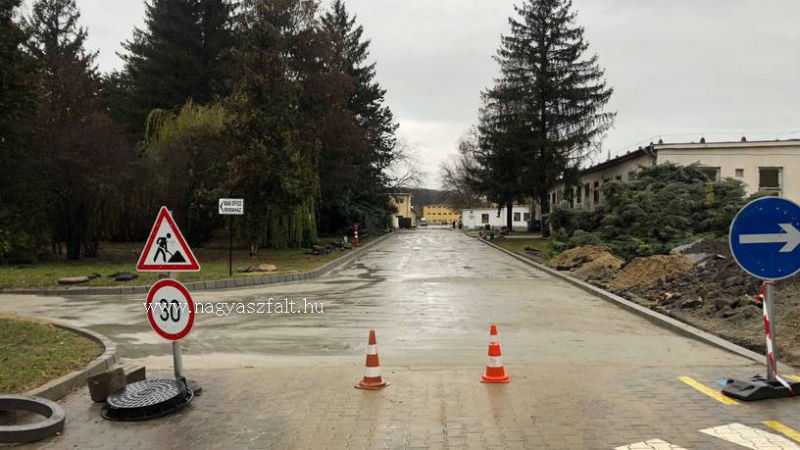 Garanciát vállalunk útépítés munkáinkra